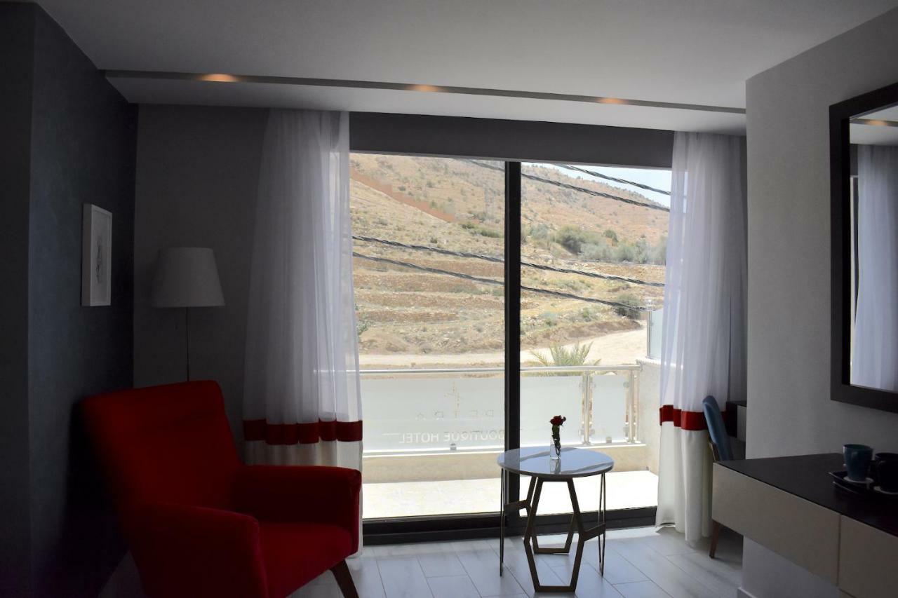 Petra Boutique Hotel Wadi Musa Exteriör bild